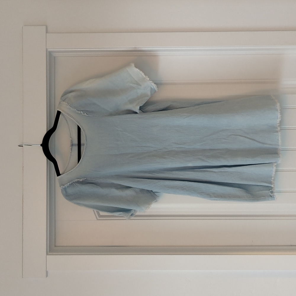 Roolee distressed blue tunic top women's size M